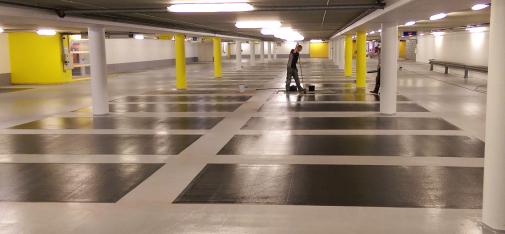 The floor coating work in the P3 Mikado multi-storey car park in Amsterdam was completed in just five days.